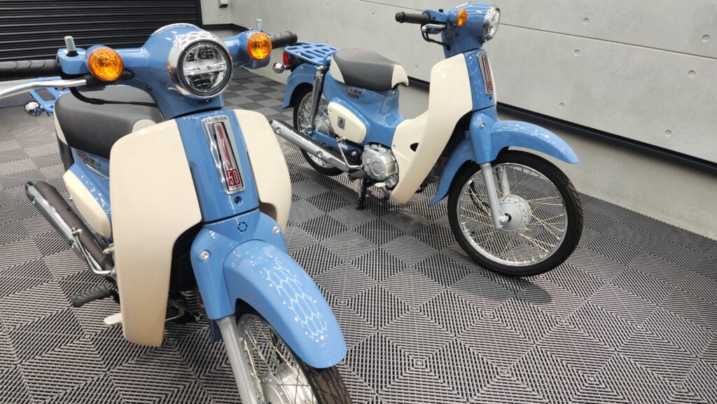 ホンダ スーパーカブ50Final Edition