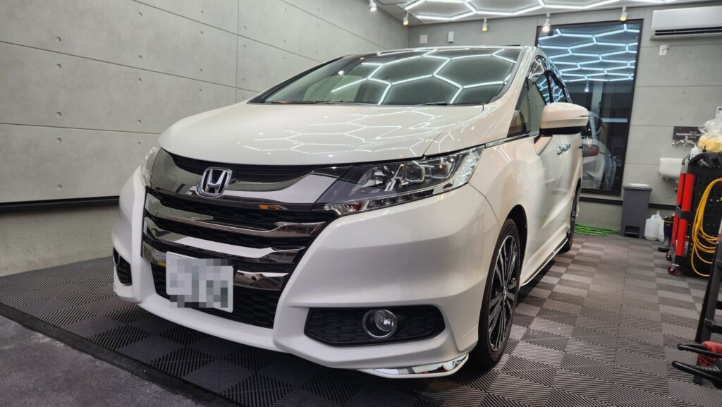 ガラスコーティングLASTELLA MATRIXを施工したホンダ オデッセイ